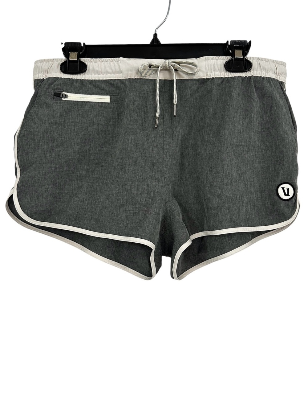 Vuori Tavi Shorts Gray White Trim Athletic Wear Women’s Size Large